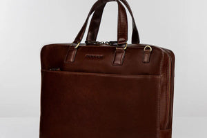 BB TOSCANA Laptop 02 Brown Bear