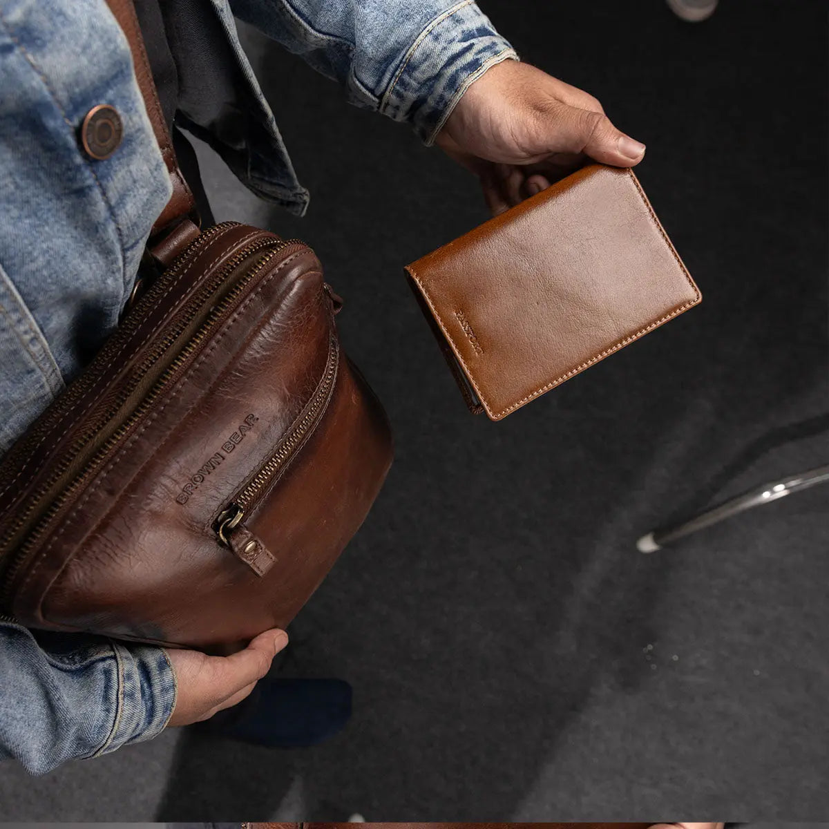 Classic Leather Passport Cover in Genuine Leather Brown_bear_in