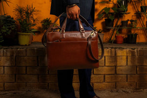 BB TOSCANA Laptop 02 Brown Bear