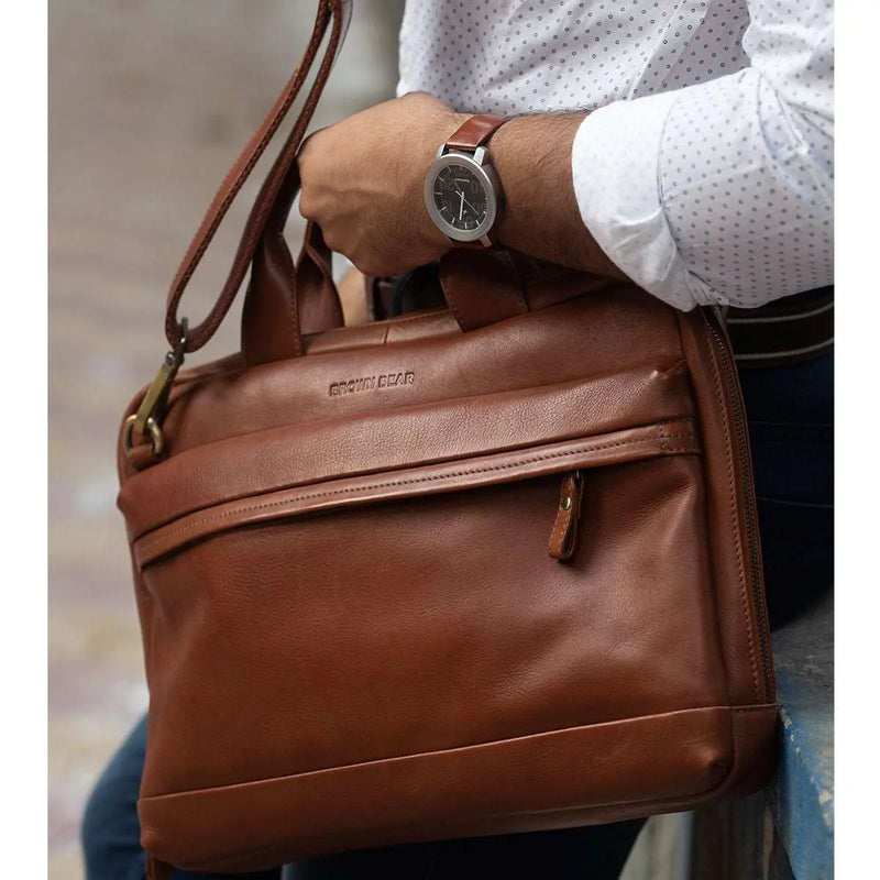 Classic Laptop Bag in Genuine Leather - Brown Bear