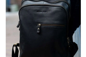 Classic Leather Backpack with front Pocket in Genuine Leather - Brown Bear
