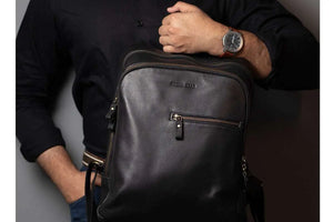 Classic Leather Backpack with front Pocket in Genuine Leather - Brown Bear