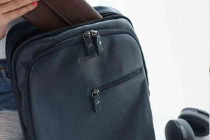 Classic Leather Backpack with front Pocket in Genuine Leather - Brown Bear