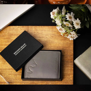 Classic Slim Men’s Wallet in Genuine Leather - Novel Series - Brown Bear
