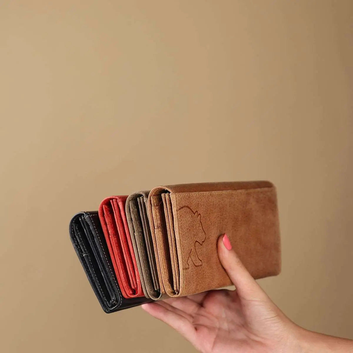PALAY Small Women's Wallet PU Leather Wallet Ladies Purse Stitching  Contrast Credit Card Holder Mini Money Bag with Zipped Coin Pocket for  Teenager Girls at Rs 589.00 | Leather Credit Card Wallet |