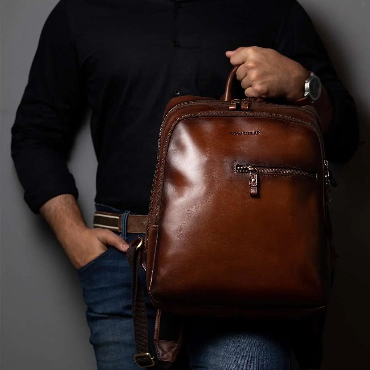 Leather Manhattan Backpack in Genuine Leather - Brown Bear