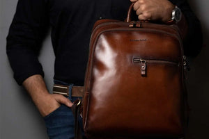 Leather Manhattan Backpack in Genuine Leather - Brown Bear