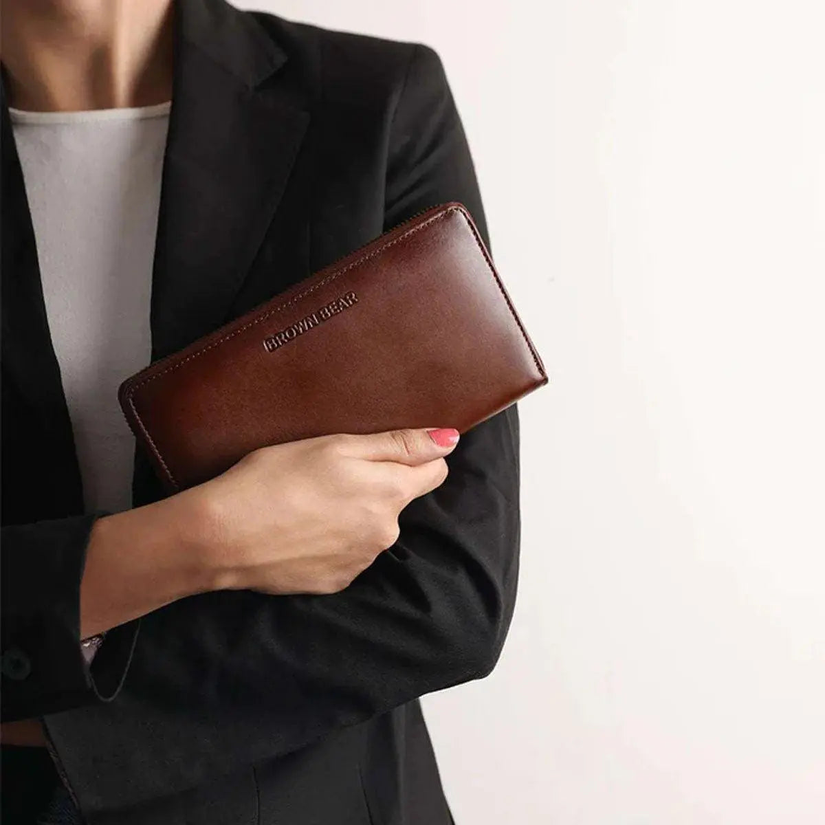 Manhattan Ladies Wallet in Genuine Leather - Brown Bear