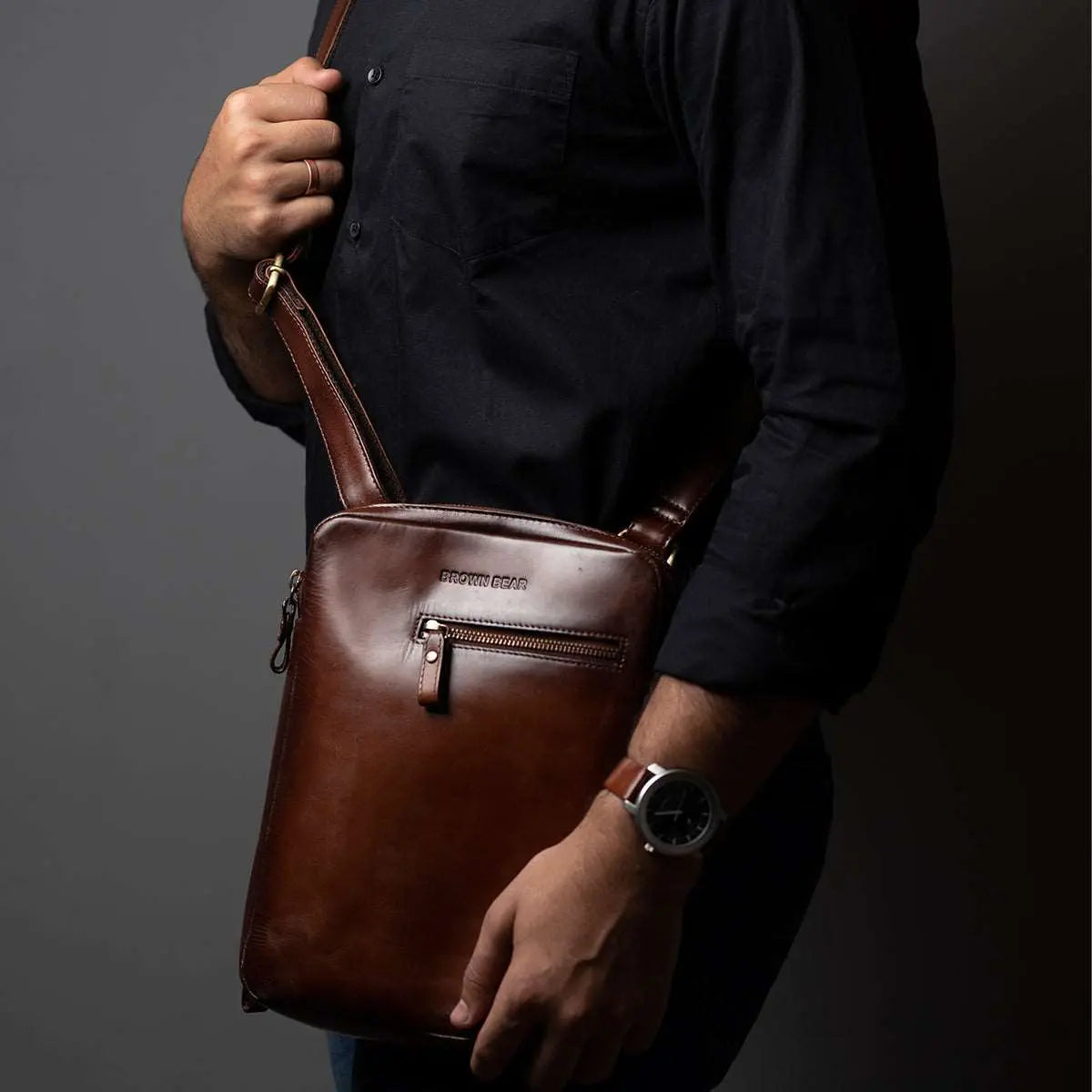 Manhattan Messenger Bag for I-Pad in Genuine Leather - Brown Bear