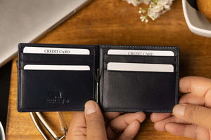 SIGNATURE MONEY CLIP HOLDER in Genuine Leather - Brown Bear