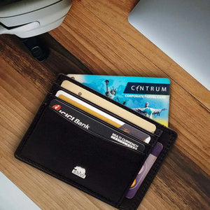 Sleek 8 piece Leather Card Holder with a small Bill Compartment - Brown Bear