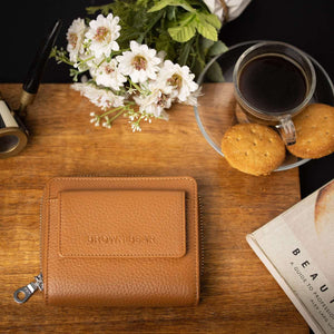 SP Lima Sleek Women’s Wallet with a Pocket Outside in Genuine Leather - Brown Bear
