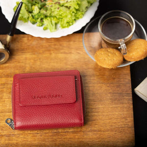 SP Lima Sleek Women’s Wallet with a Pocket Outside in Genuine Leather - Brown Bear