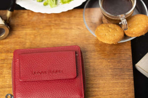 SP Lima Sleek Women’s Wallet with a Pocket Outside in Genuine Leather - Brown Bear